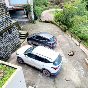Sukhmani-kasauli-GhumoG-parking